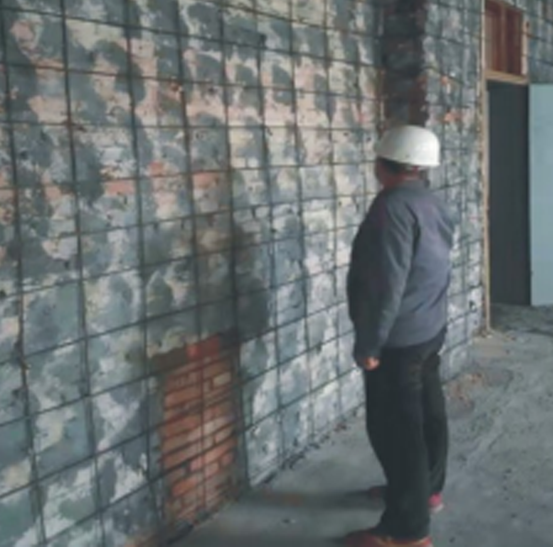 网片墙加固抹灰前墙面甩浆图5